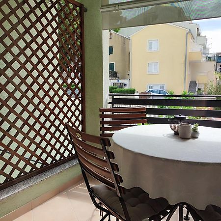 Apartments Divna Baska Voda Exterior photo