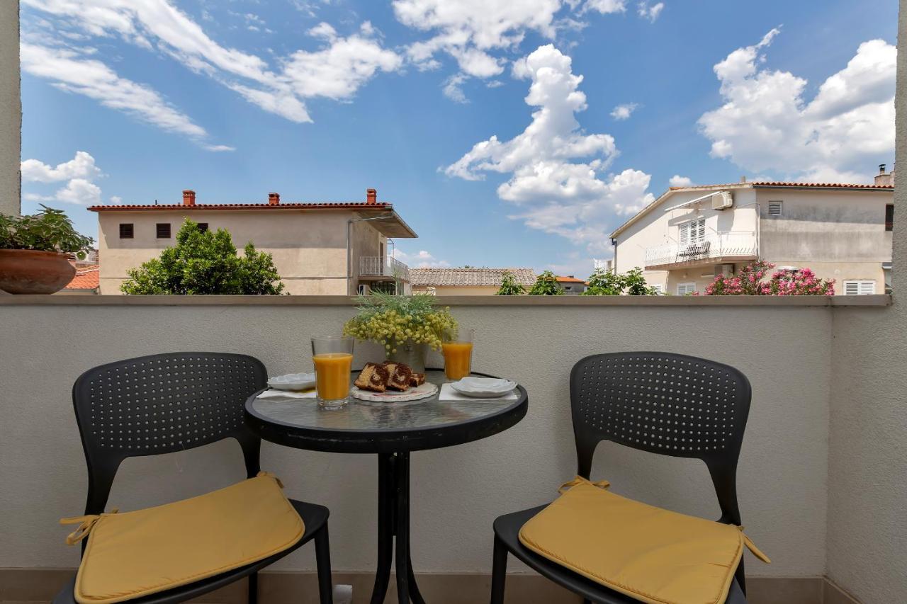 Apartments Divna Baska Voda Exterior photo